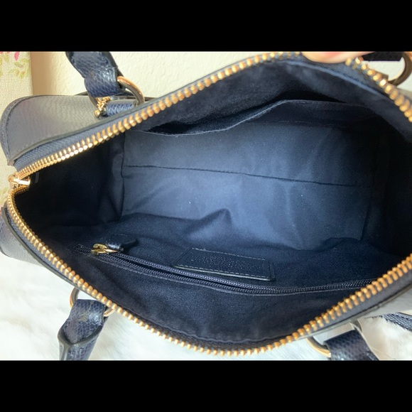 Coach mini crossbody - Picture 4 of 12